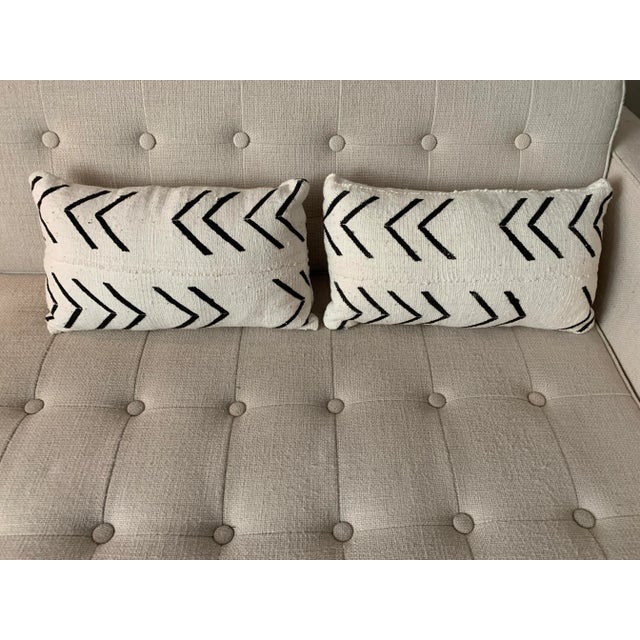 2000 - 2009 African Mudcloth Arrow Pattern Throw Pillows - a Pair For Sale - Image 5 of 5