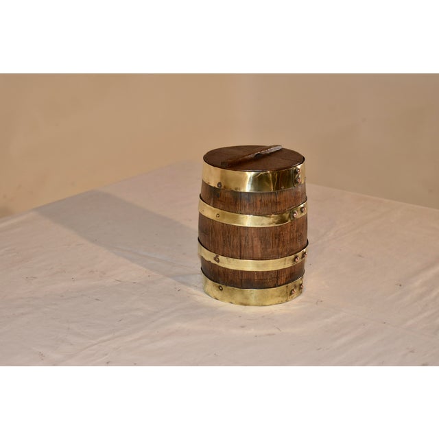 19th Century English Oak Strapped Treen Barrel For Sale - Image 4 of 8