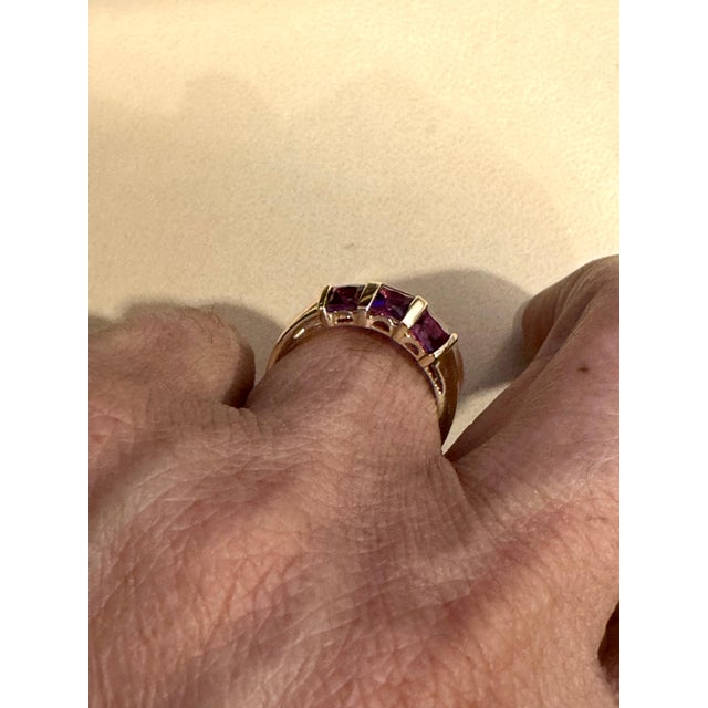 Affordable 6 Square Garnet Ring 14 Karat Yellow Gold Size 6.75 For Sale - Image 18 of 18