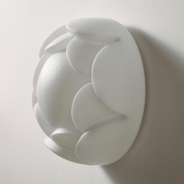 ‘Artichoke’ wall lamp with organic shapes from the 1970s, produced by Peill & Putzler. Thanks to its glass lampshade, it...