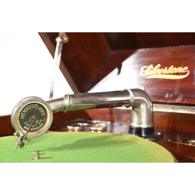 Model VII Phonograph in Mahogany from Silvertone, 1920s For Sale - Image 15 of 18