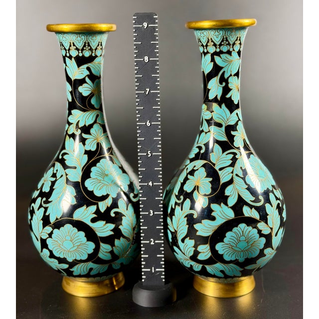 9" Pair Vintage Chinese Cloisonné Vases - Black & Turquoise Floral (Frid Estate) For Sale - Image 4 of 4