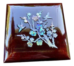 Mid 20th Century Korean Lacquer Vanity Box With Iridescent Mother-of-Pearl Inlay