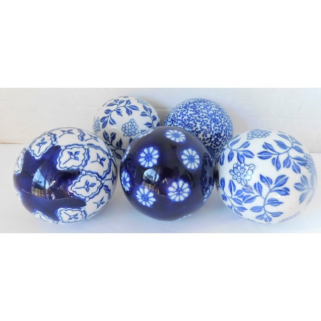Blue and White AsianInspired Porcelain/Ceramic Vintage Carpet Balls