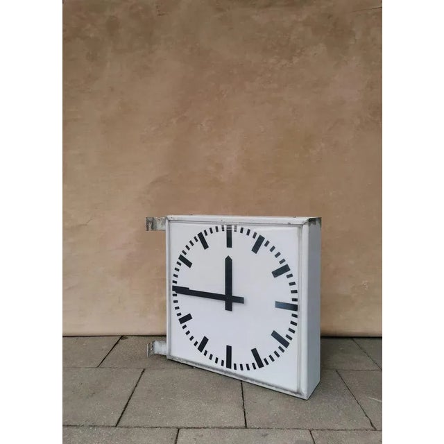 Bauhaus Mid-Century Industrial Wall Clock from TN, 1960s For Sale - Image 3 of 10