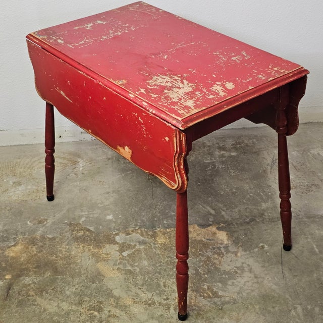 Farmhouse Late 19th Century Chinese Red Painted Drop Leaf Table With Turned Legs For Sale - Image 3 of 11