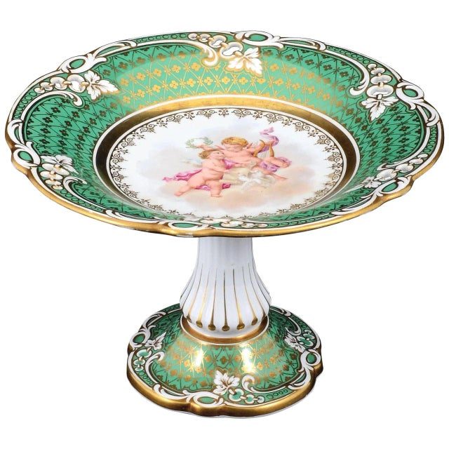 1880s French Hand-Painted Porcelain Compote With Cherubs For Sale - Image 6 of 6