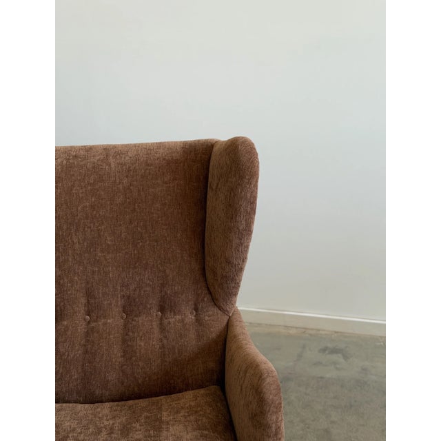 W28 D32 H38 SW22 SD18 SH18 AH25 Art deco inspired lounge chairs made in a mix of solid alder framing with Baltic birch...