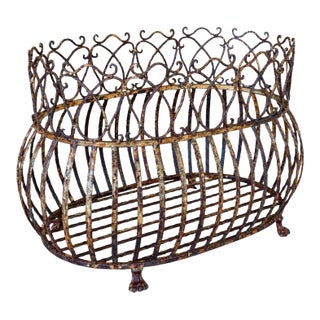 Vintage Rusted Patina Iron Jardinière With Paw Feet For Sale