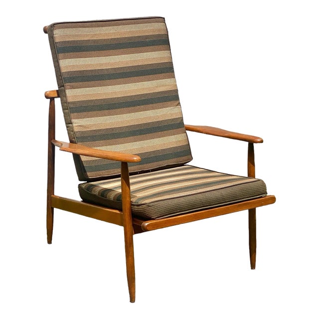 Mid 20th Century Vintage Mid Century Modern Spindle Back Walnut Armchair, Possibly Baumritter For Sale