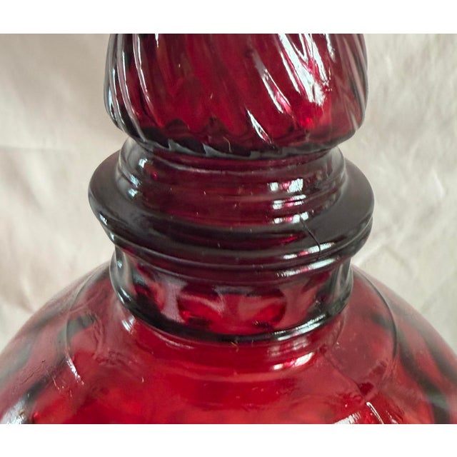 Wheaton Co. 1970 Honeycomb Decanter & 6 Anchor Hocking Shot Glasses For Sale In Greenville, SC - Image 6 of 12