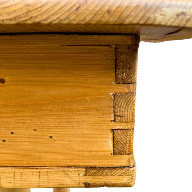 Antique English 19th Century White Pine Parlor Table For Sale - Image 9 of 10
