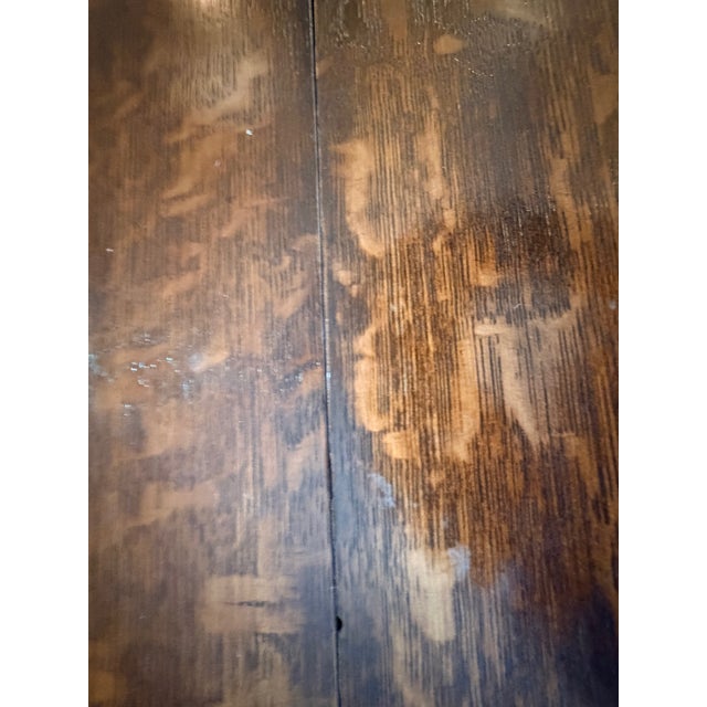 Late 19th Century Oak Pedestal Extension Dining Table With Carved Skirt and Sculpted Griffin Legs Attributed to R. J. Horner & Co. For Sale - Image 10 of 13