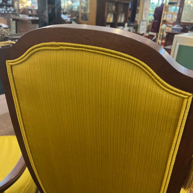 1960s Gilliam Distinctive Furniture High-Back Lounge Armchairs in Gold For Sale - Image 9 of 11