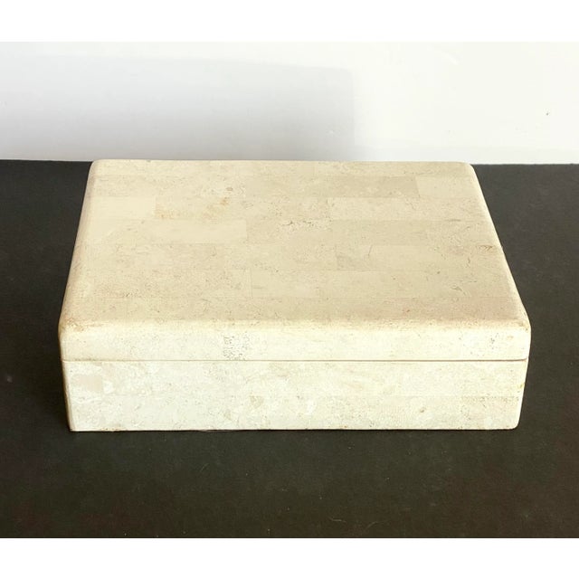 Creamy ivory fossil stone tessellated jewelry / trinket box, circa 1980s. Felted interior with removable organizational...