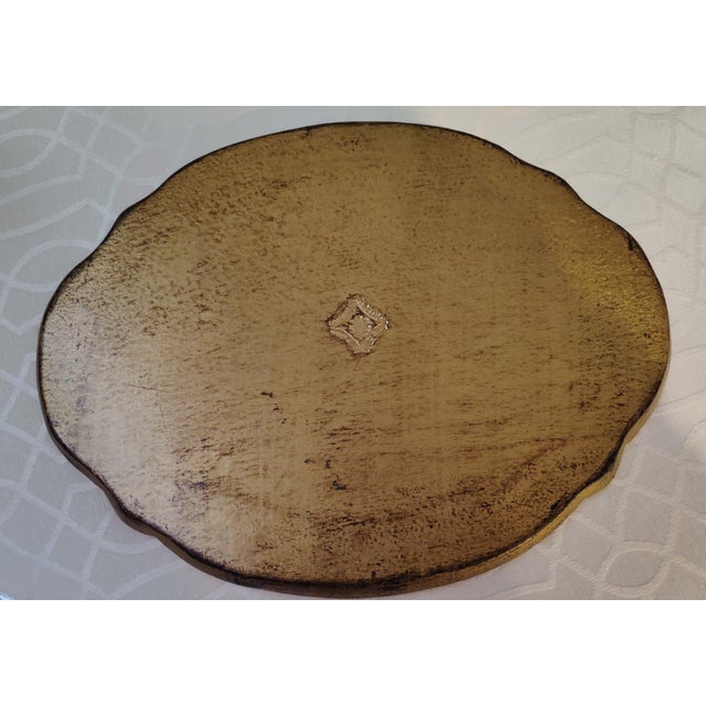 Italian Vintage Italian Florentine Giltwood Tray – Ornate Gold Turquoise Red Oval Centerpiece For Sale - Image 3 of 4