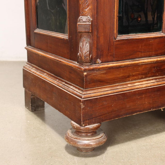 Antique Neo-Renaissance Showcase in Walnut For Sale - Image 11 of 18