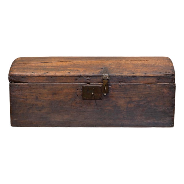 19th C. European Dome-Top Immigrant Trunk/Storage Chest c.1800s For Sale