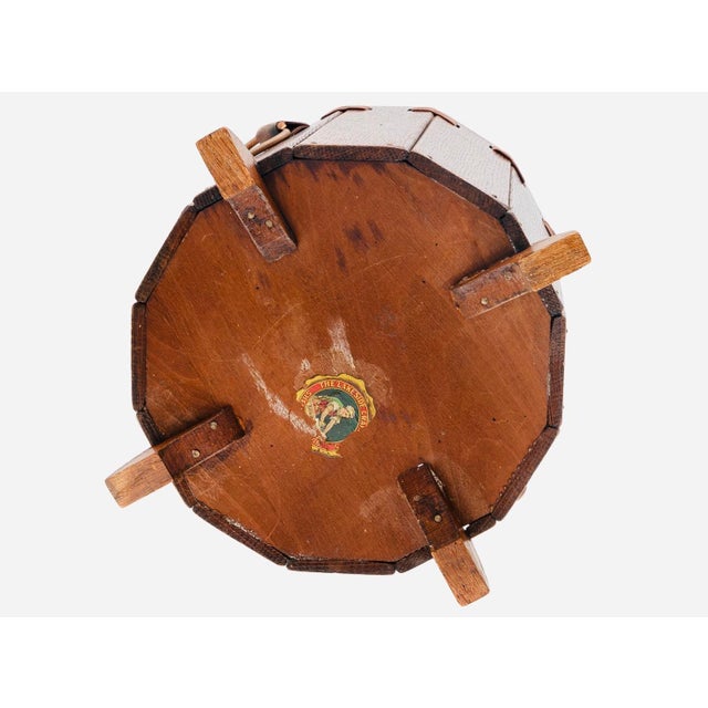 1900 - 1909 Antique Lakeside Craft Shops Arts & Crafts Quarter-Sawn Oak & Leather Wastebasket, C. 1912 For Sale - Image 5 of 5