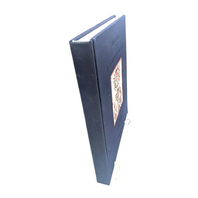 Textile 1990s Limited Edition Spanish Language Mythology & Art Book by Hugo Niño With Illustrations by Dioscórides For Sale - Image 7 of 15