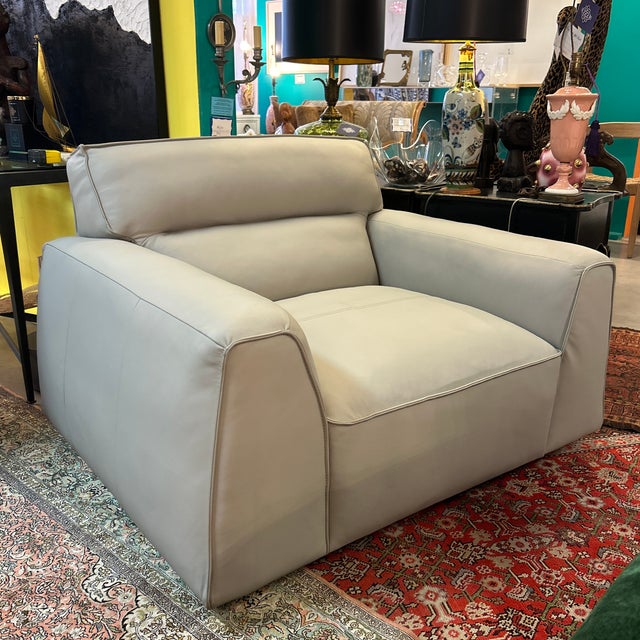 Extra Wide Gray Smooth Leather Swivel Arm Chair For Sale In Miami - Image 6 of 6