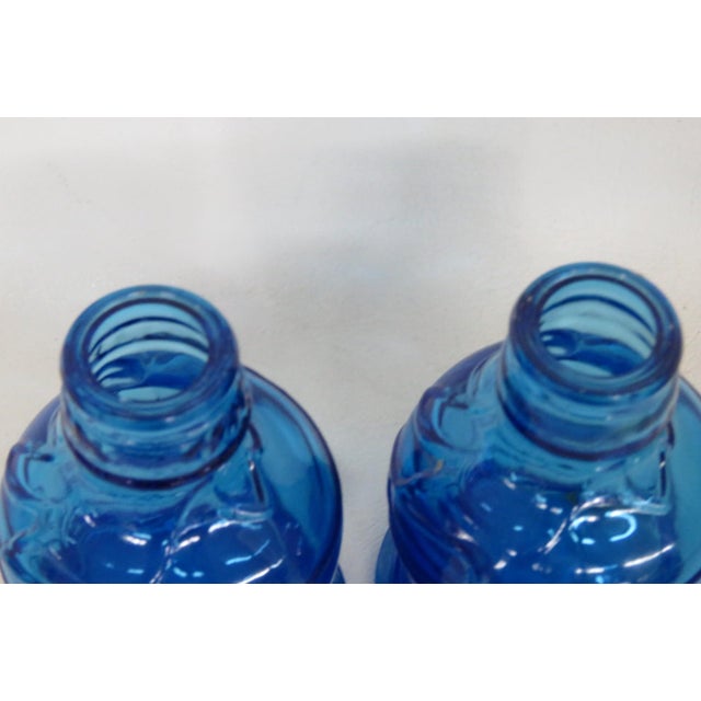Glass Wheaton Nj Pocahontas Indian Herbs 2pc Pair Blue Glass Salt Pepper Shakers 4926b For Sale - Image 7 of 16