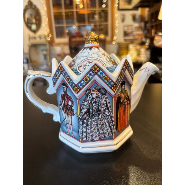 1990s Sadler Elizabeth I Queen of England Teapot For Sale - Image 10 of 10
