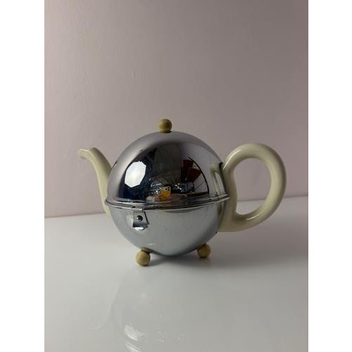 2000 - 2009 Porcelain Teapot with Chrome Thermal Sleeve from Bauscher D.R.P. For Sale - Image 5 of 11