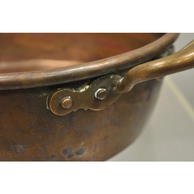 Late 20th Century Antique French Country Hand Forged 12" Round Twin Handle Copper Cauldron Pot Pan For Sale - Image 5 of 9