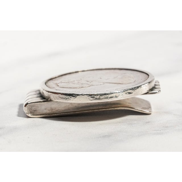 Fantastic Large Vintage Sterling Silver Money Clip 1971 Bahamas Islands Queen Elizabeth II Coin Gentleman’s Accessory British Royalty For Sale - Image 9 of 11
