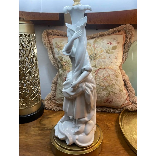 Absolutely lovely German porcelain table lamp in the Rococo Revival style. No damage/chips or cracks. Recently rewired....