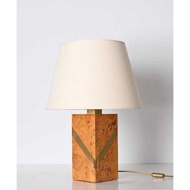 Mid-Century Italian Poplar Burl and Brass Table Lamp from Tommaso Barbi, 1970s For Sale - Image 13 of 18