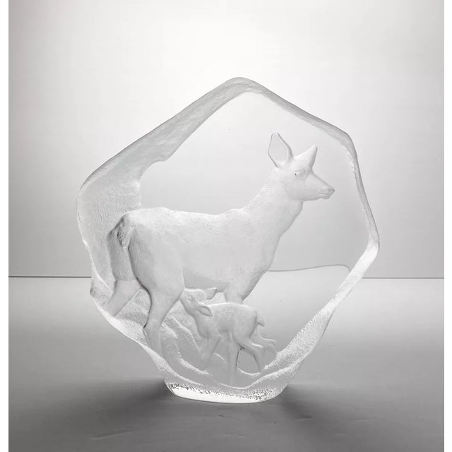 Contemporary 1990s Mats Jonasson “Deer, Doe & Fawn” Crystal Swedish Paperweight Sculpture For Sale - Image 3 of 5