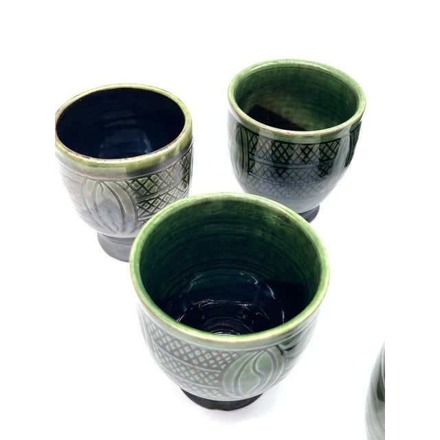 Mid-Century Modern Ceramic Set Pitcher and Mugs with Sgraffito Decoration, Italy, 1960s, Set of 7 For Sale - Image 9 of 18