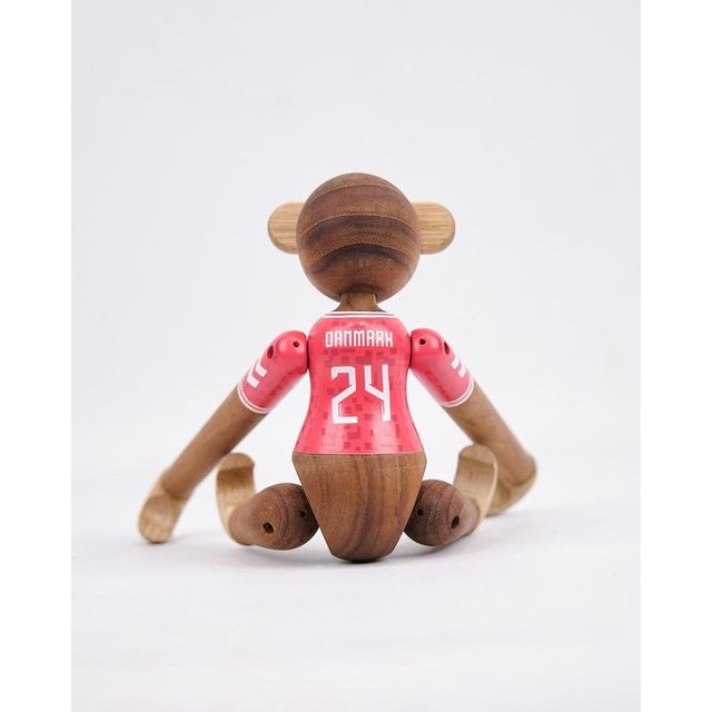 Wood Small Monkey Model in Teak & Limba from Kay Bojesen For Sale - Image 7 of 8