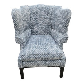 Example of English Traditional Accent Chairs