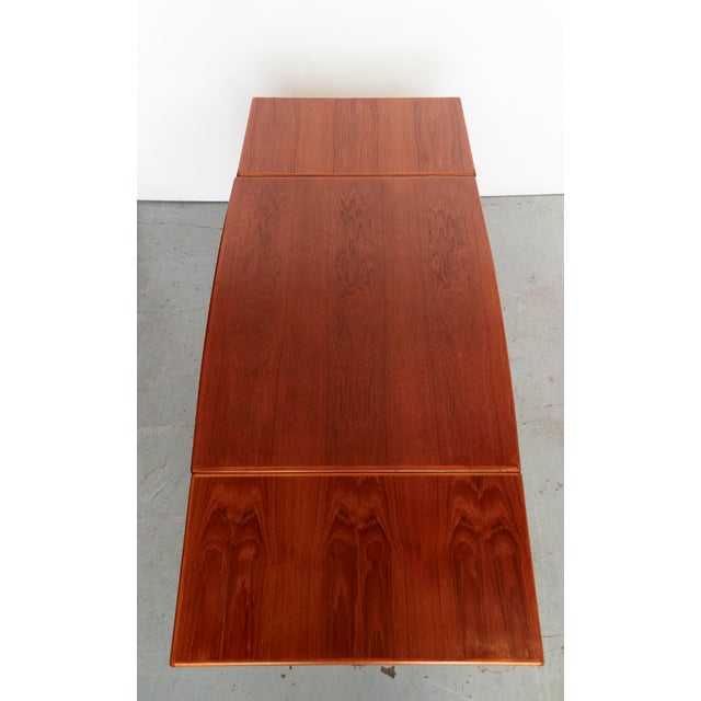 Grete Jalk Boat-Shaped Dining Table by Grete Jalk for Glostrup, 1960s For Sale - Image 4 of 16