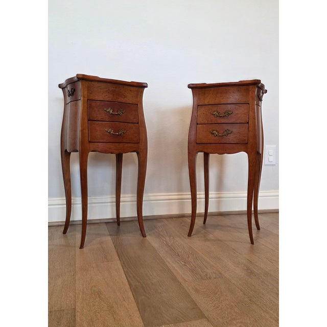 Vintage French Louis XV Style Fruitwood Bombe Nightstands End Tables - A Pair For Sale - Image 14 of 18