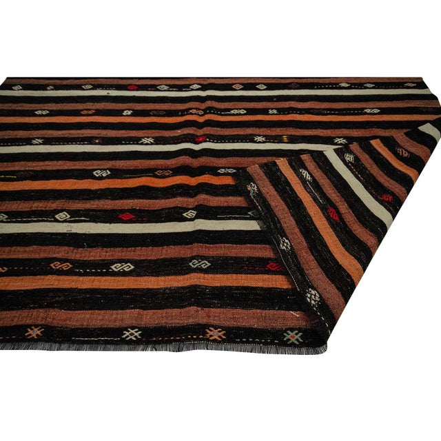 Mid 20th Century Striped Vintage Turkish Kilim Rug- 7′7″ × 10′ For Sale - Image 5 of 7