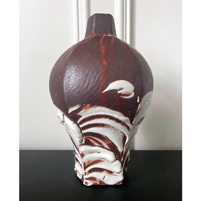 White Japanese Studio Ceramic Vase by Ken Matsuzaki with Original Tomobako For Sale - Image 8 of 18