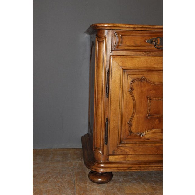 18th Century Louis XIV Sideboard in Walnut For Sale - Image 9 of 14