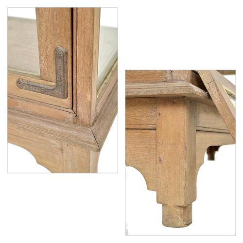 Wood Low Display Case in Wood and Glass For Sale - Image 7 of 8