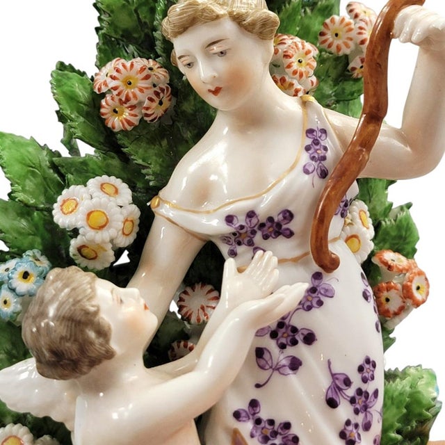 Chelsea Style Porcelain Venus and Cupid Figure from Samson Paris, 1860s For Sale - Image 10 of 13