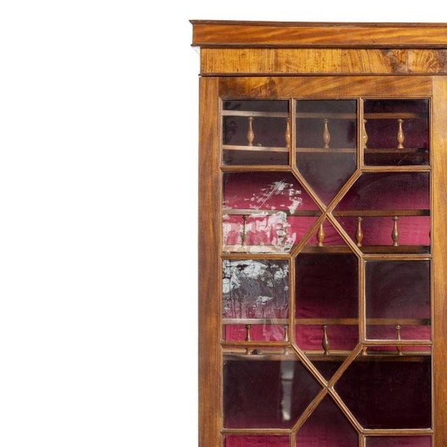 Furniture - D. Maria bookcase; in vinhatico wood - 19th century. Portuguese from the 19th century; in vinhatico wood;...