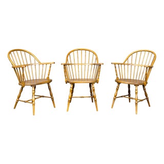 Windsor Armchairs in Oak, Set of 3 For Sale