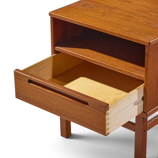 Nils Jonsson for Tørring Møbelfabrik Mid Century Danish Teak Nightstands - Pair For Sale - Image 9 of 12
