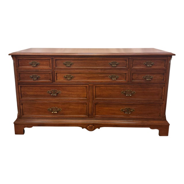 Vintage Davis Cabinet Company Traditional French County Style Walnut Dresser For Sale