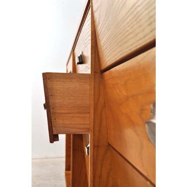 Art Deco Shop Display Cabinet in Oak, 1930s For Sale - Image 18 of 18