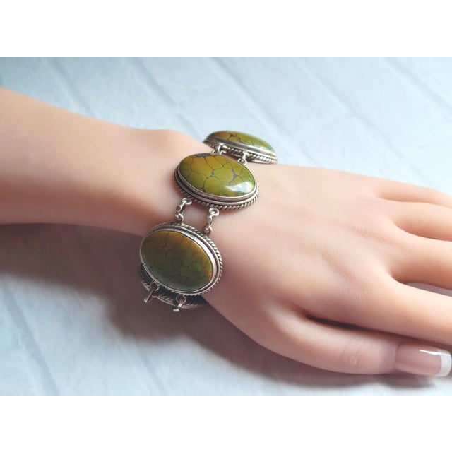 Metal Vintage Sterling Silver Bracelet Believed to Be Native American With Arizona Green Kingman Turquoise For Sale - Image 7 of 8