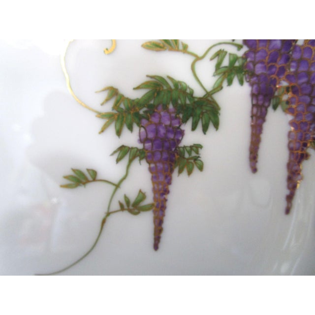 1950s Koshida Wisteria Garland Hand Painted Vintage Luncheon Tea Dessert Plate For Sale In Phoenix - Image 6 of 10